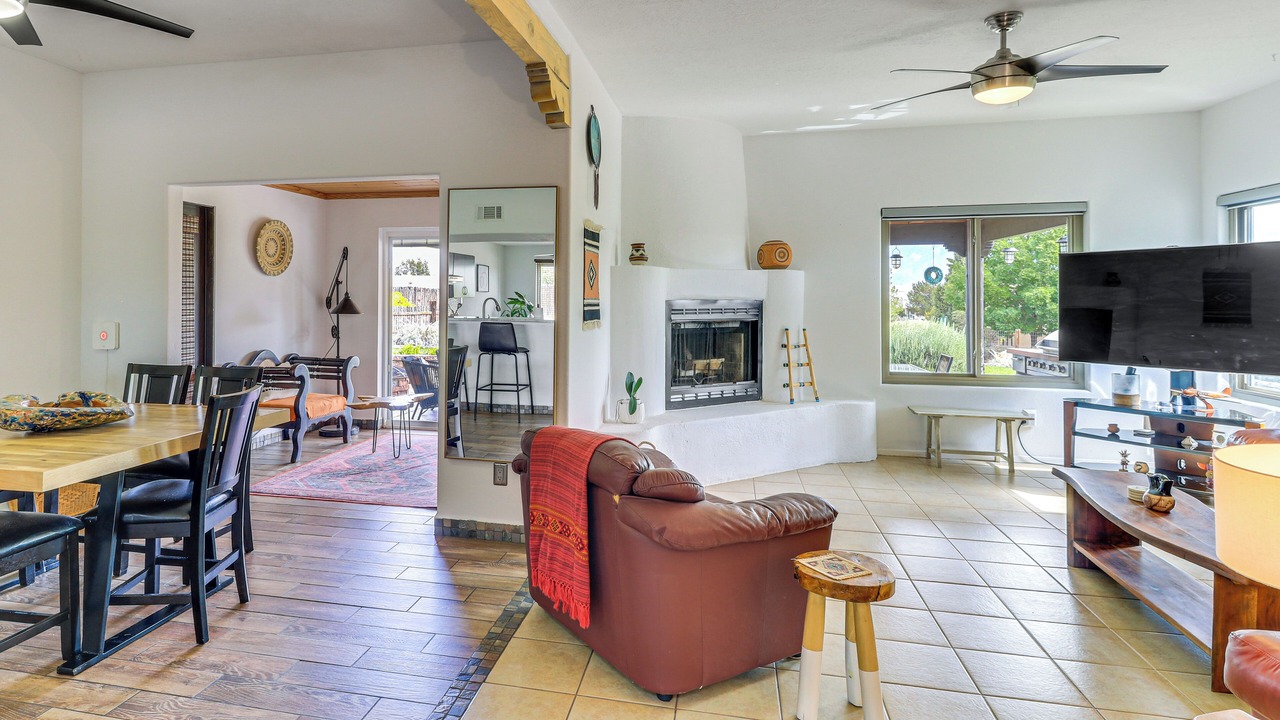 Photo of Livingroom in Rio Rancho