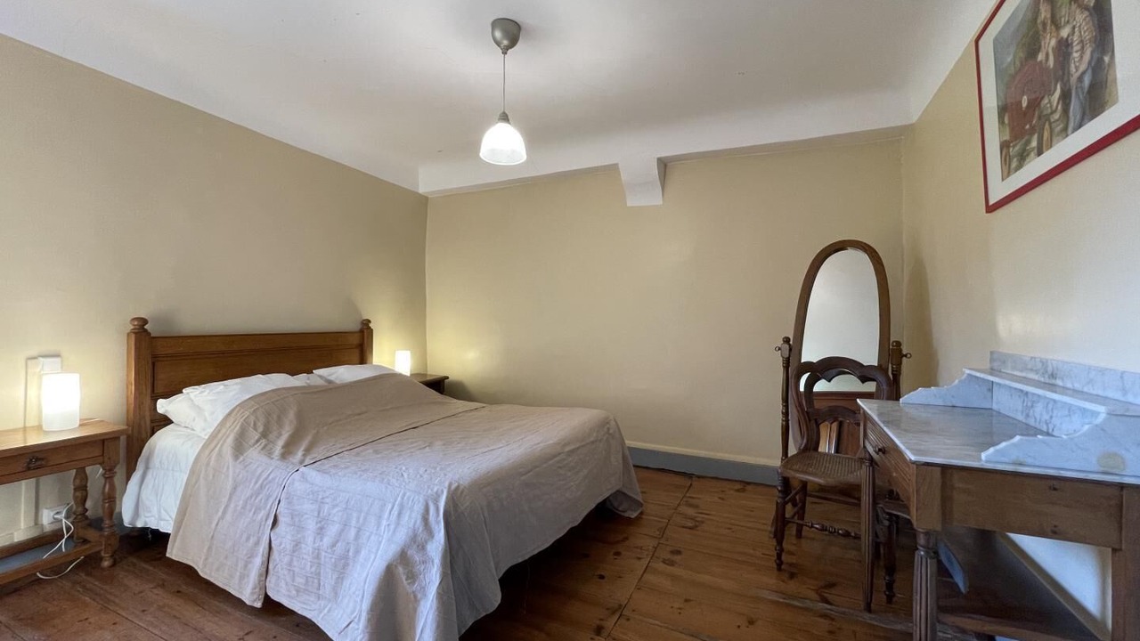 Photo of Bedroom in Sare