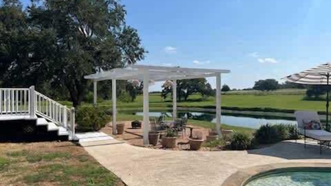 Photo of Outdoor in Fayetteville