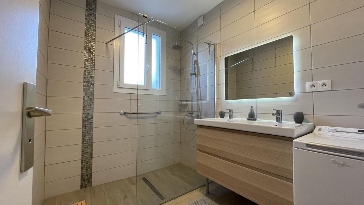 Photo of Bathroom in Guethary