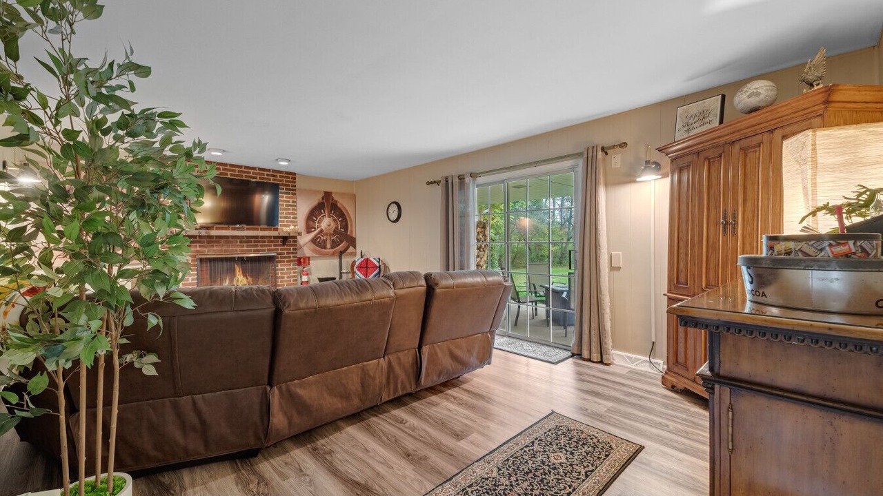 Photo of Livingroom in Grantville