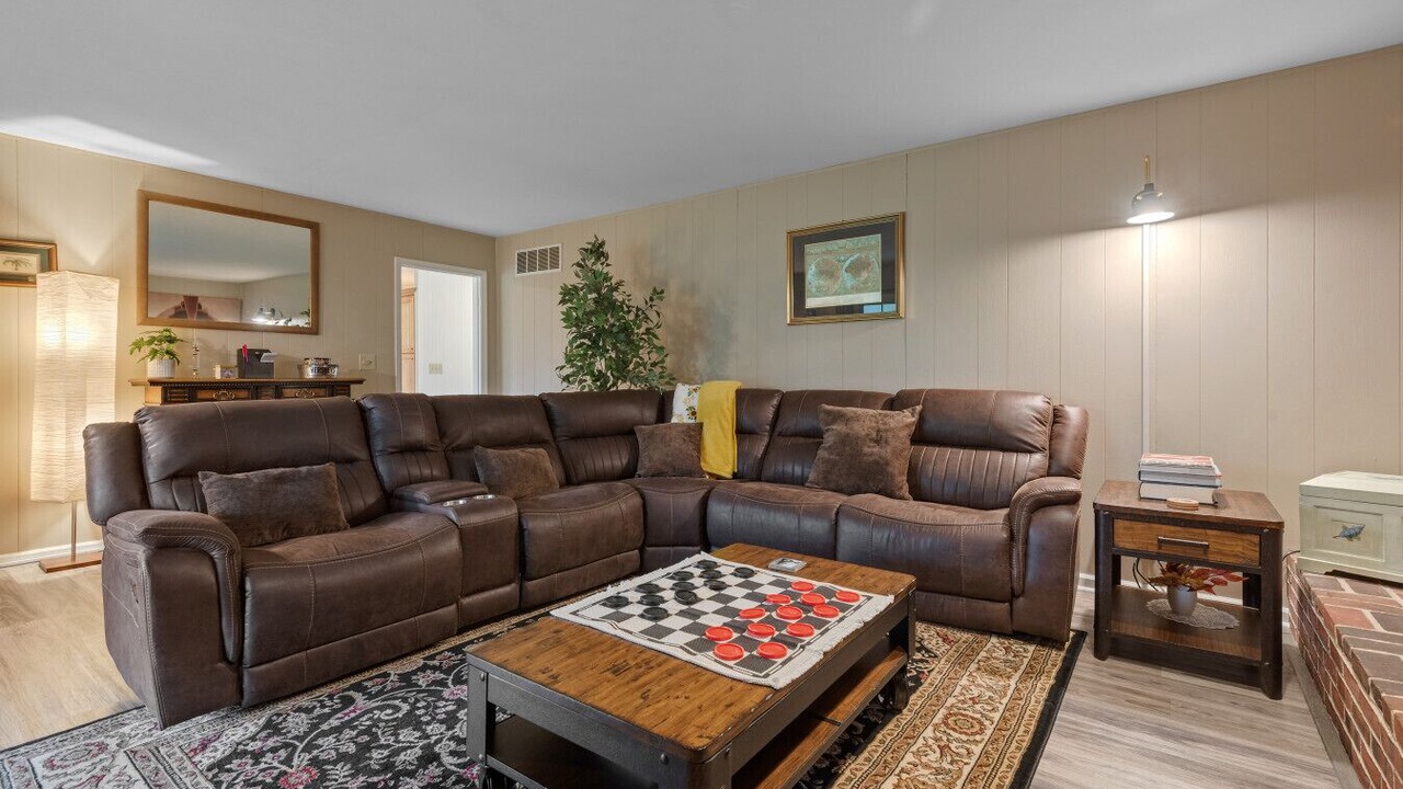 Photo of Livingroom in Grantville