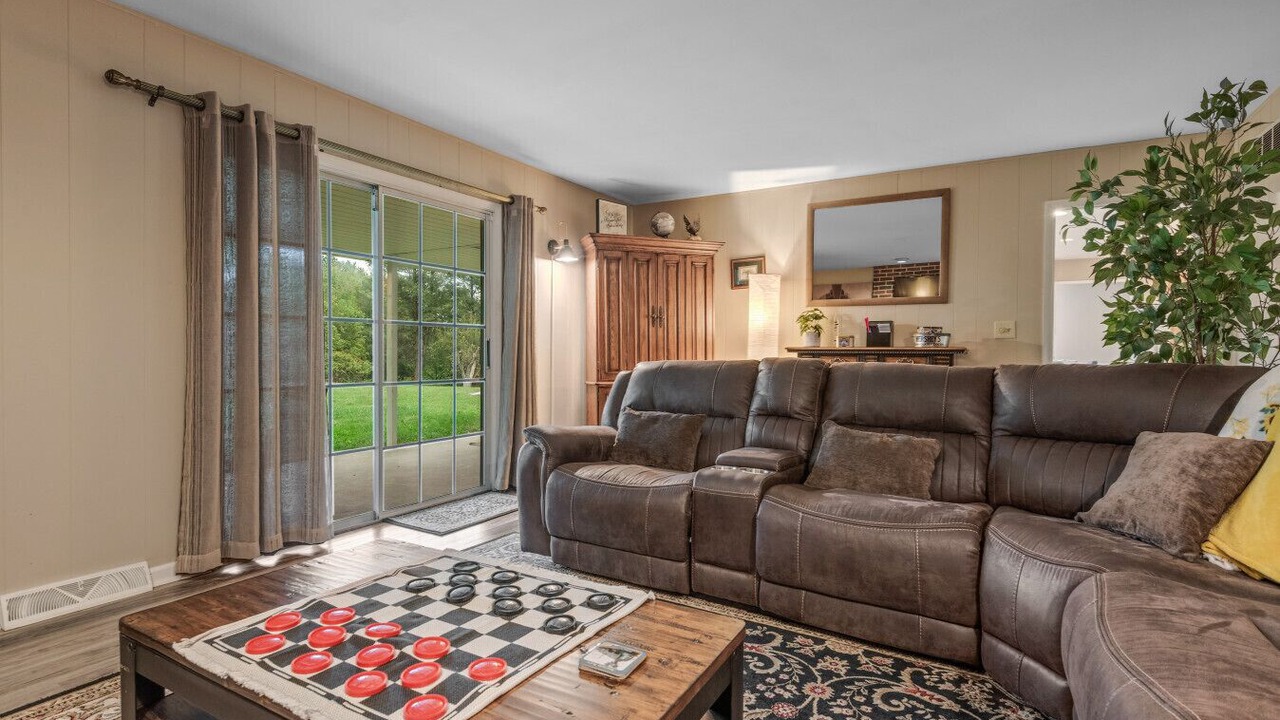 Photo of Livingroom in Grantville