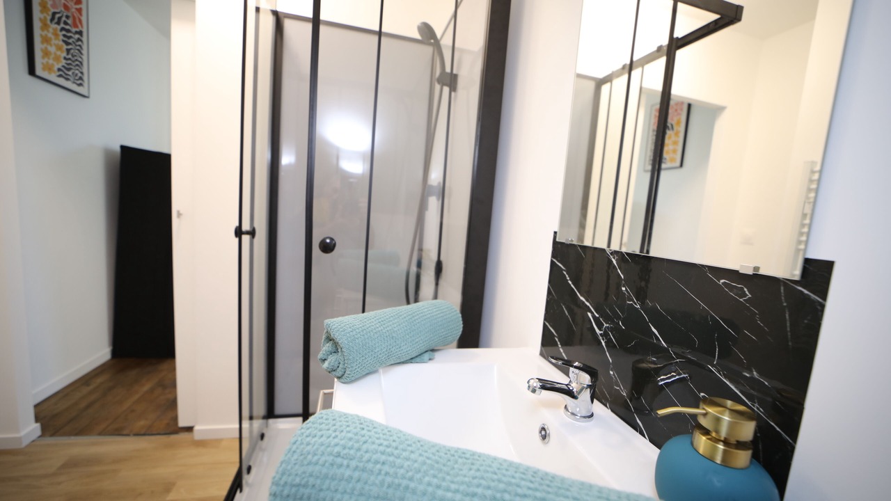 Photo of Bathroom in Cambrai