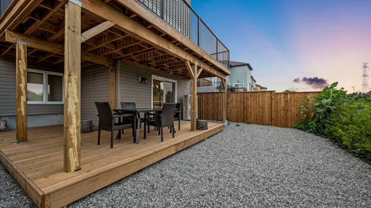 Photo of Outdoor in Ottawa Division