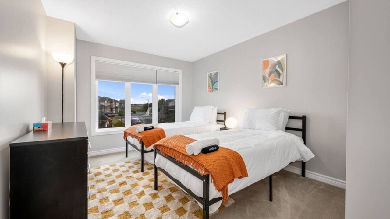 Photo of Bedroom in Ottawa Division