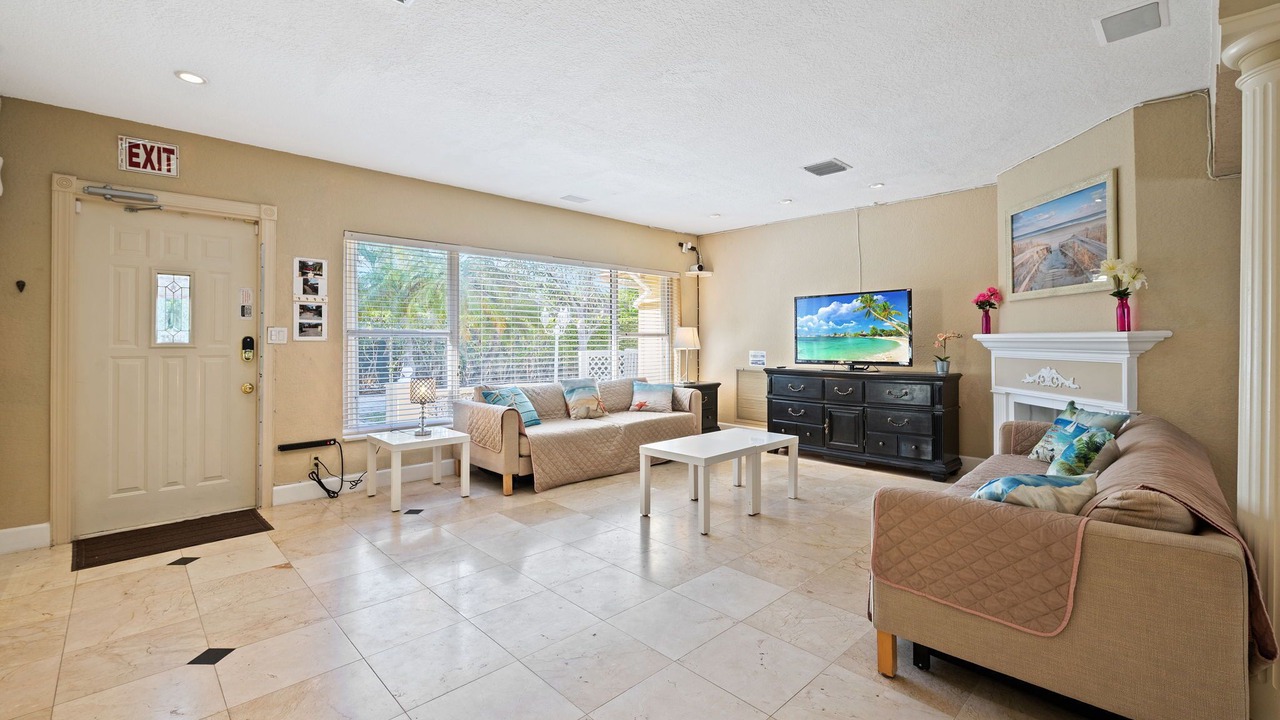 Photo of Livingroom in Harbor Beach