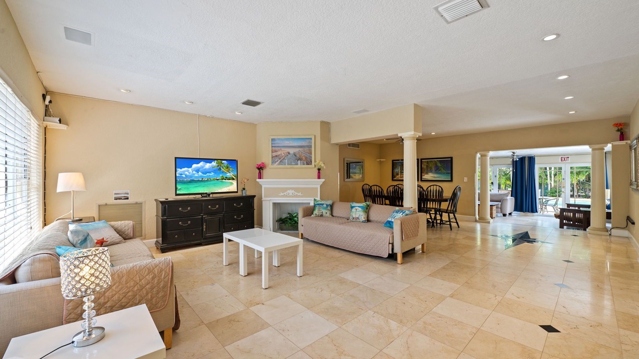 Photo of Livingroom in Harbor Beach