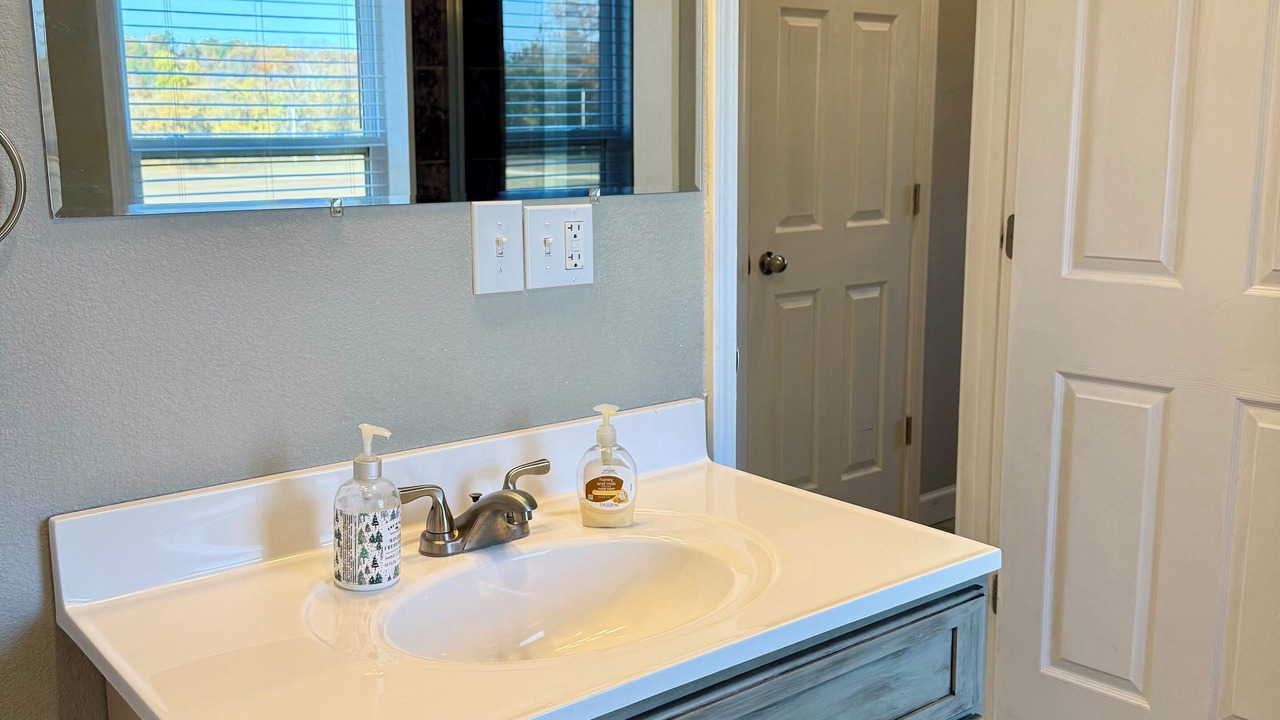 Photo of Bathroom in Van Buren