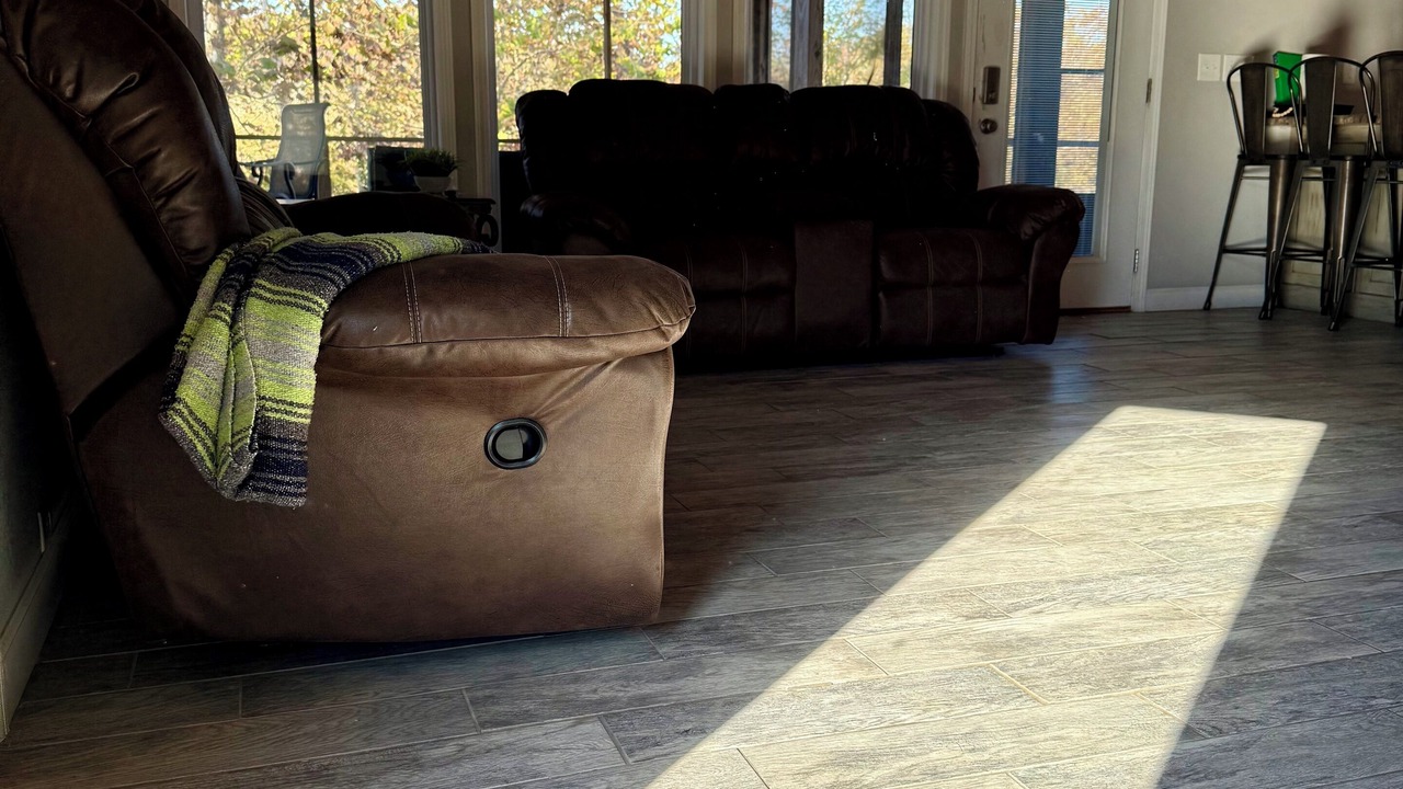 Photo of Livingroom in Van Buren
