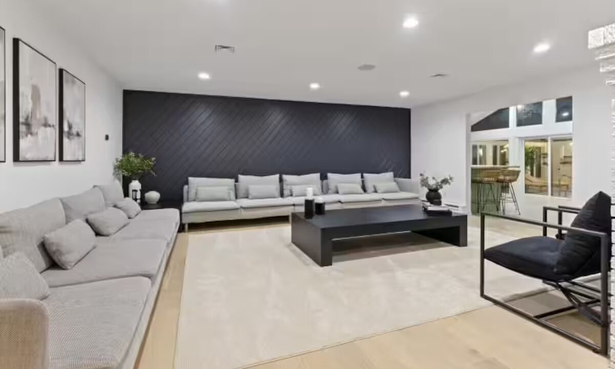 Photo of Livingroom in West Milford