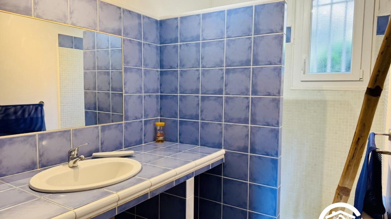 Photo of Bathroom in Limoux