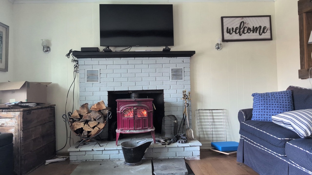 Photo of Livingroom in East Haven  Rutland County