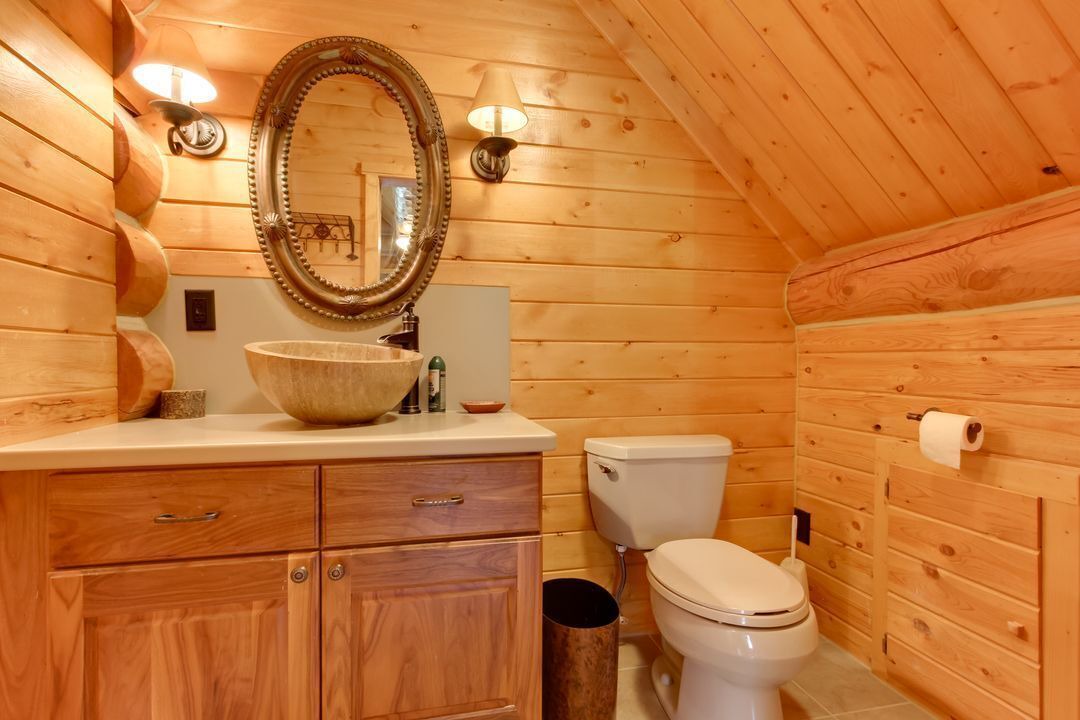 Photo of Bathroom in Cascade