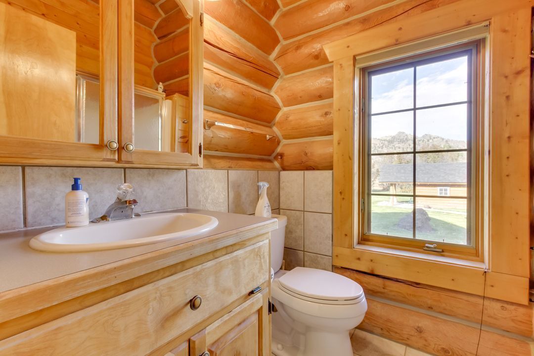 Photo of Bathroom in Cascade