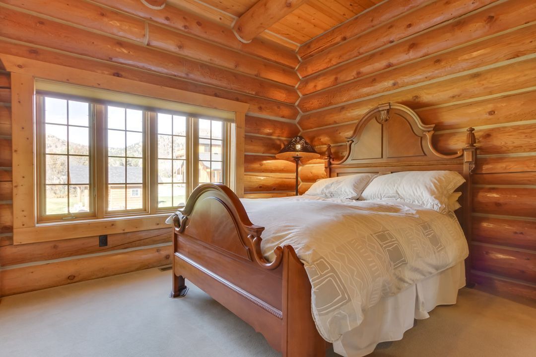 Photo of Bedroom in Cascade
