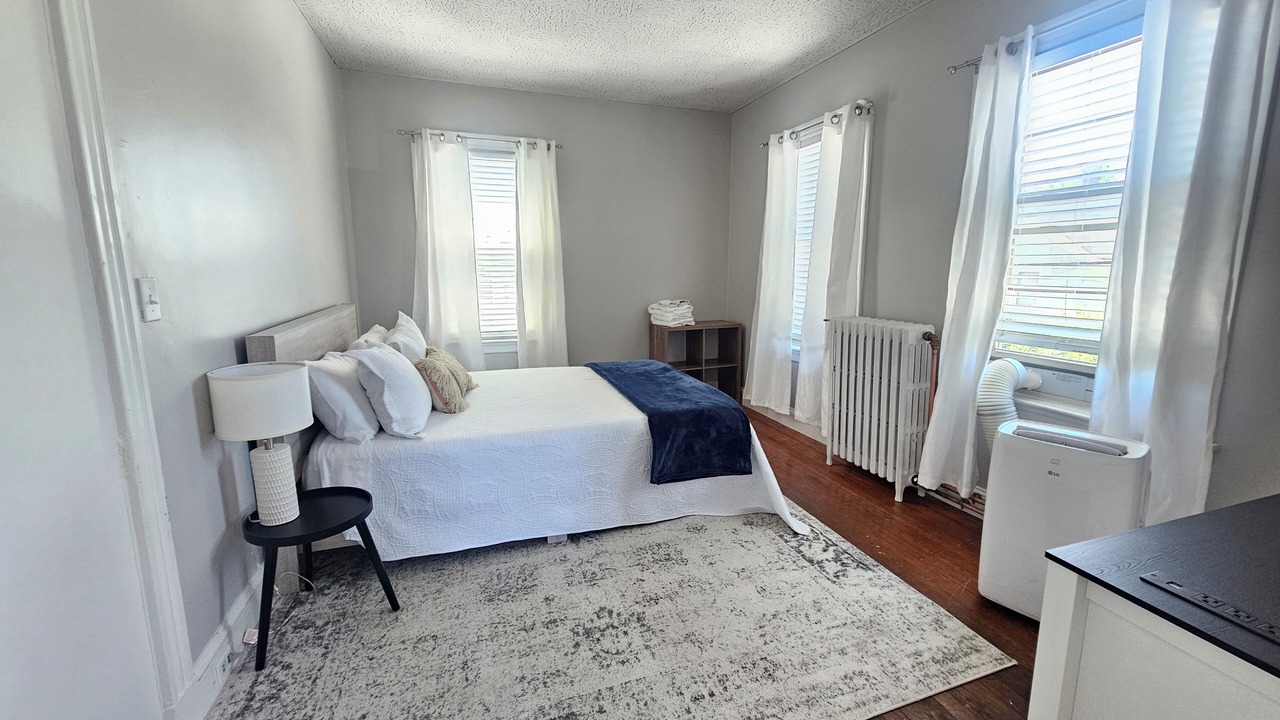 Photo of Bedroom in Yachting Village