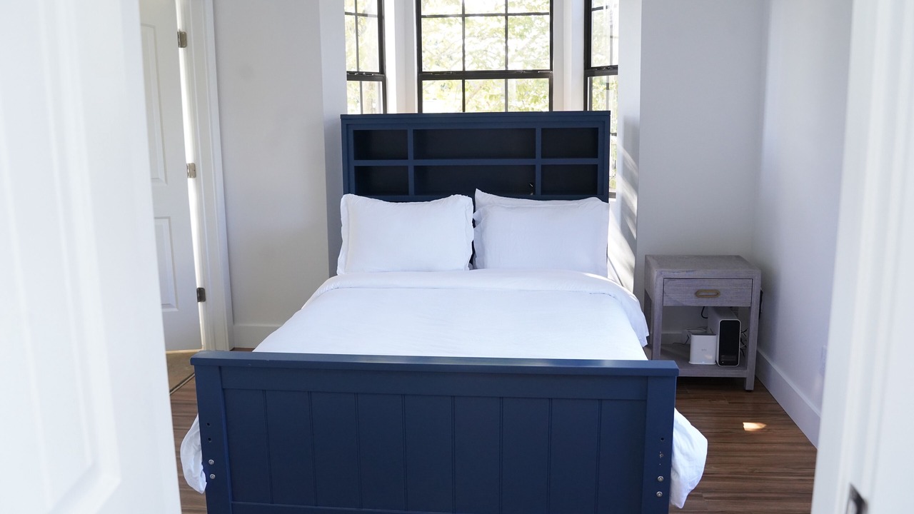Photo of Bedroom in Clear Lake Shores