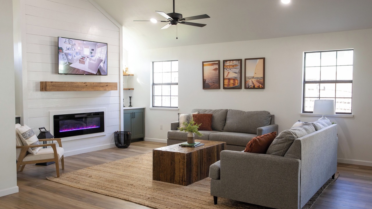 Photo of Livingroom in Azle