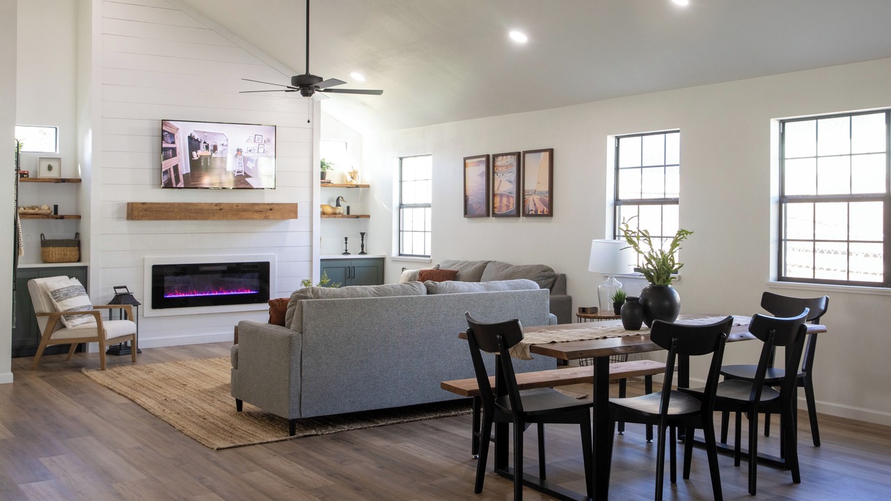 Photo of Livingroom in Azle