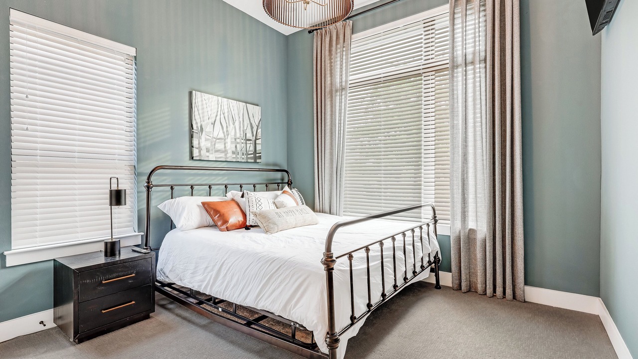 Photo of Bedroom in Lago Vista
