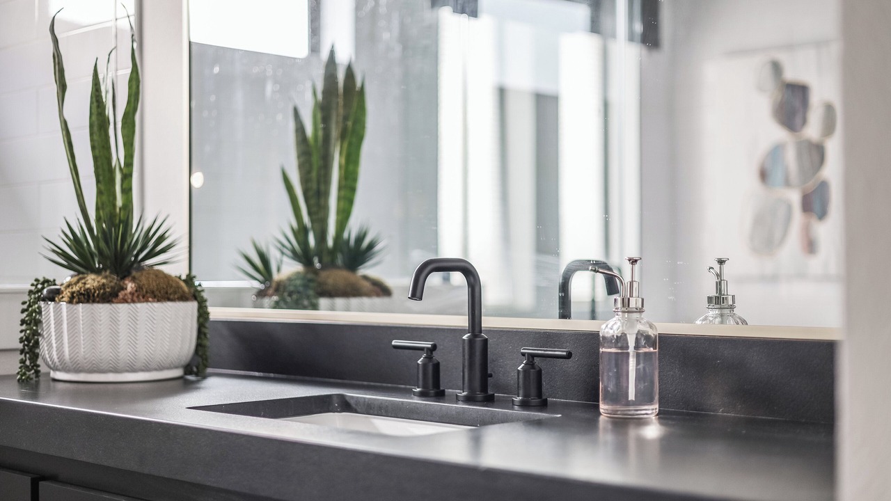Photo of Bathroom in Lago Vista