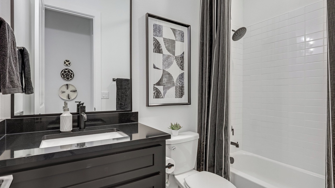 Photo of Bathroom in Lago Vista