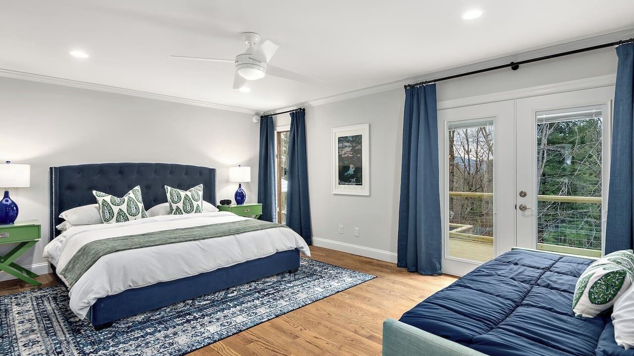 Photo of Bedroom in Weaverville
