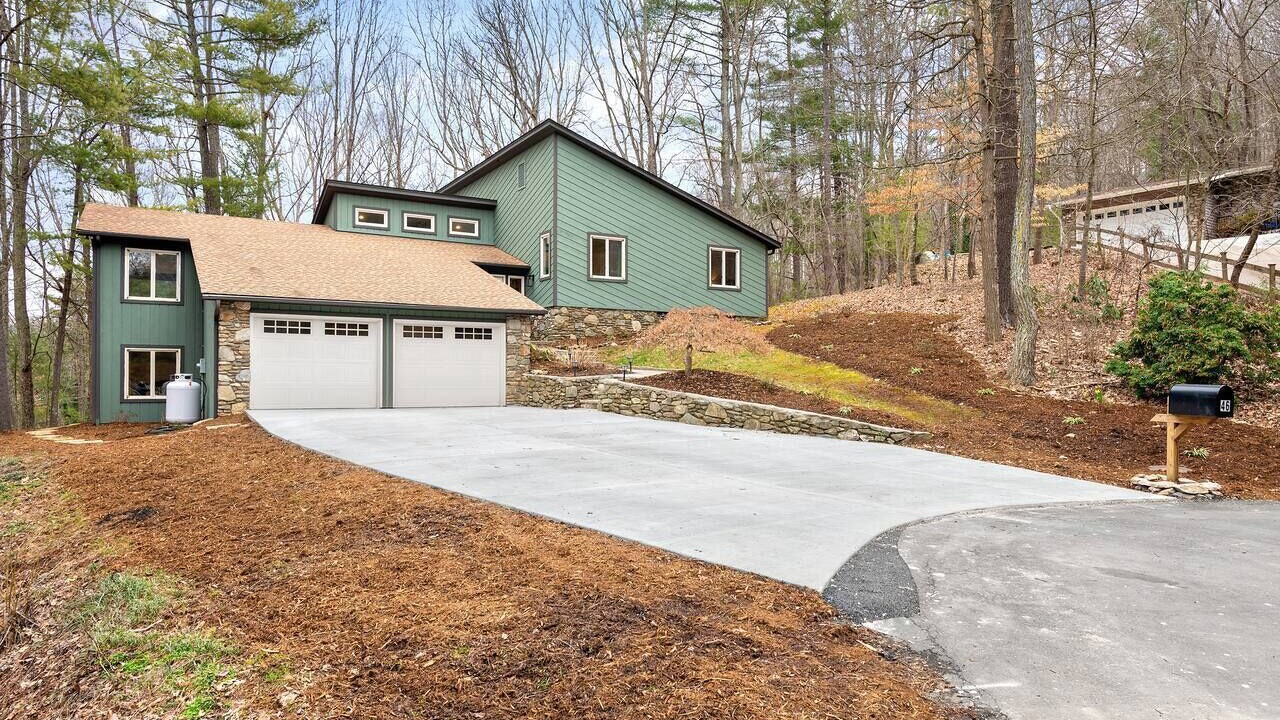 Photo of Outdoor in Weaverville