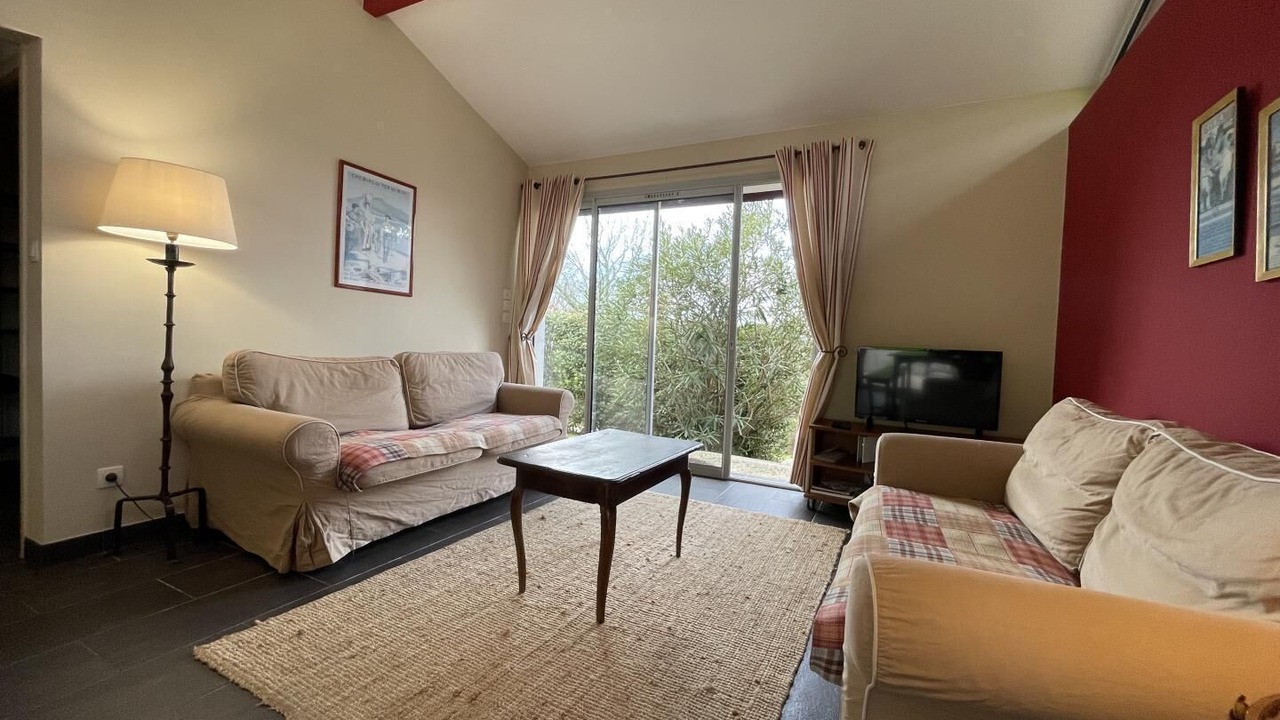 Photo of Livingroom in Saint-Pierre-d'Irube