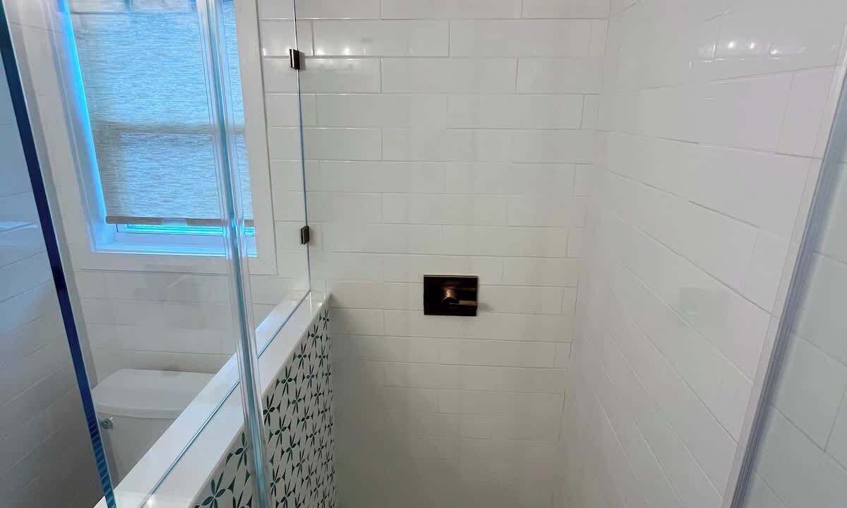 Photo of Bathroom in Wall