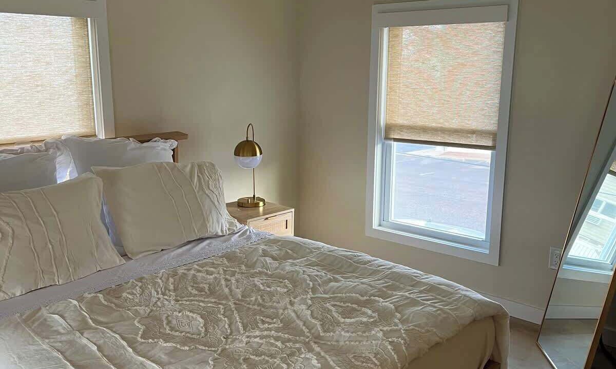 Photo of Bedroom in Wall