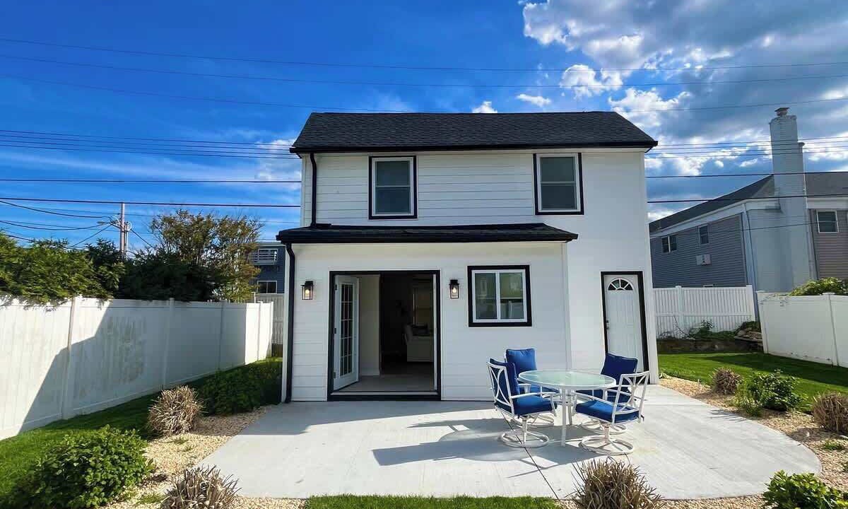 Photo of Outdoor in Wall