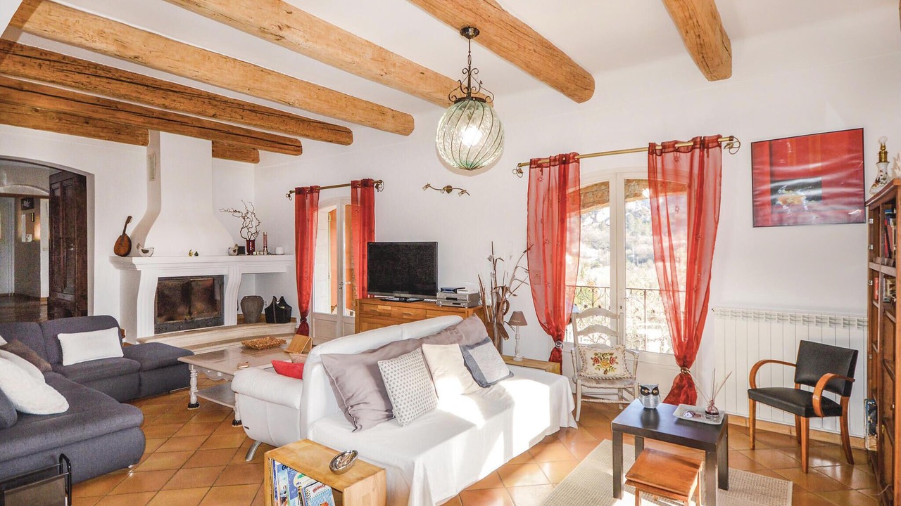 Photo of Bedroom in Sollies-Toucas