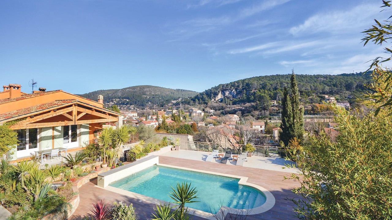 Photo of Outdoor in Sollies-Toucas