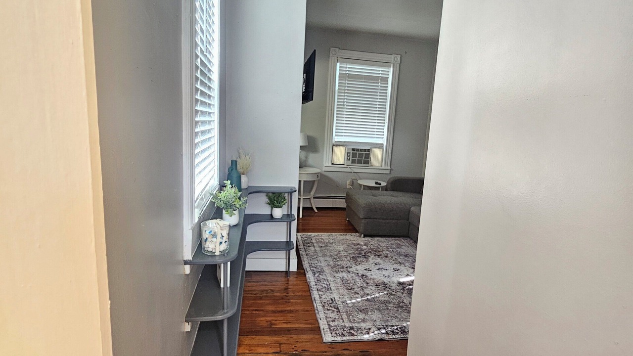 Photo of Livingroom in The Point