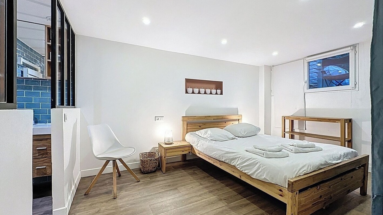 Photo of Bedroom in Saint-Denis
