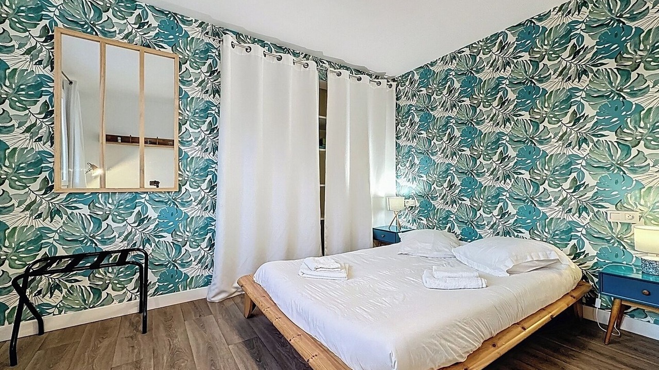 Photo of Bedroom in Saint-Denis