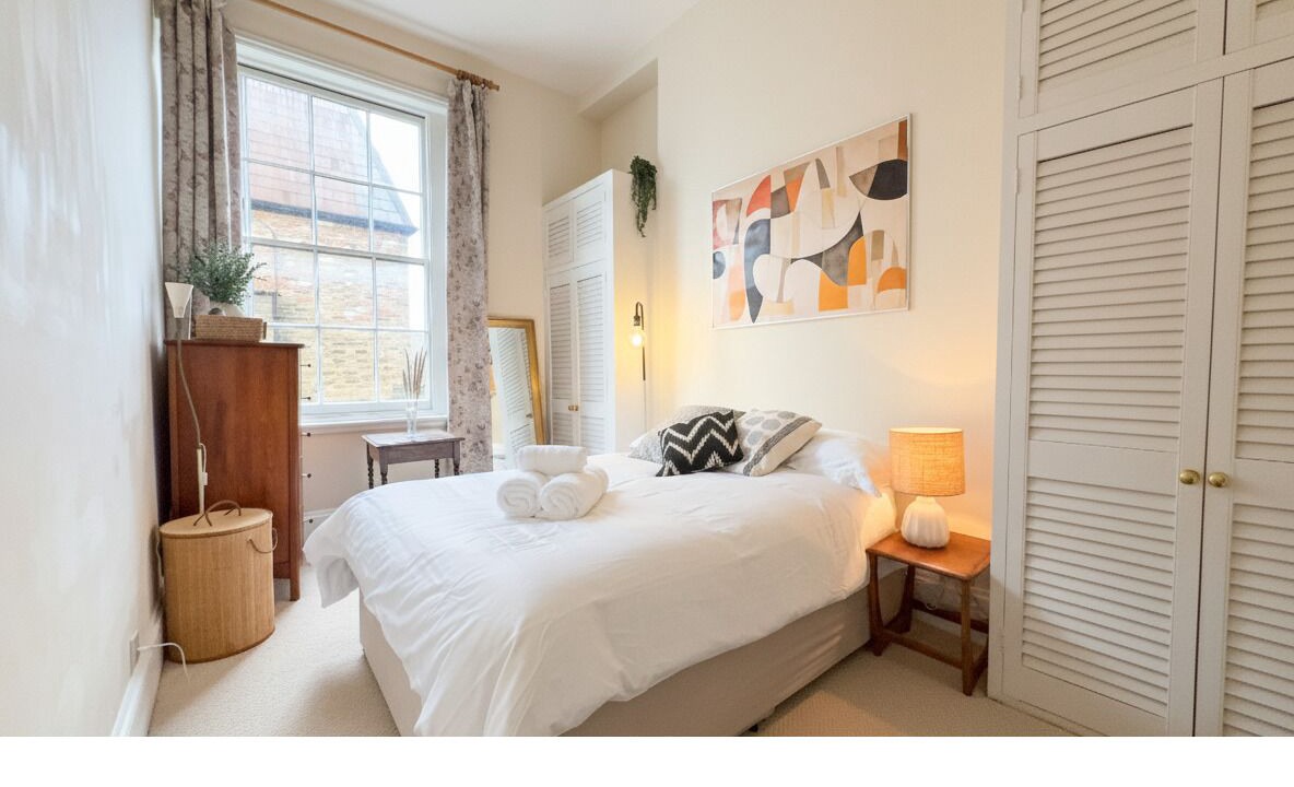 Photo of Bedroom in Holland Park