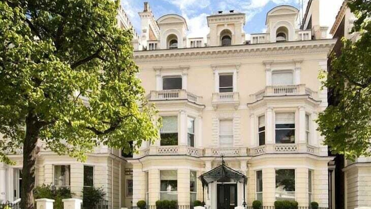 Photo of Outdoor in Holland Park