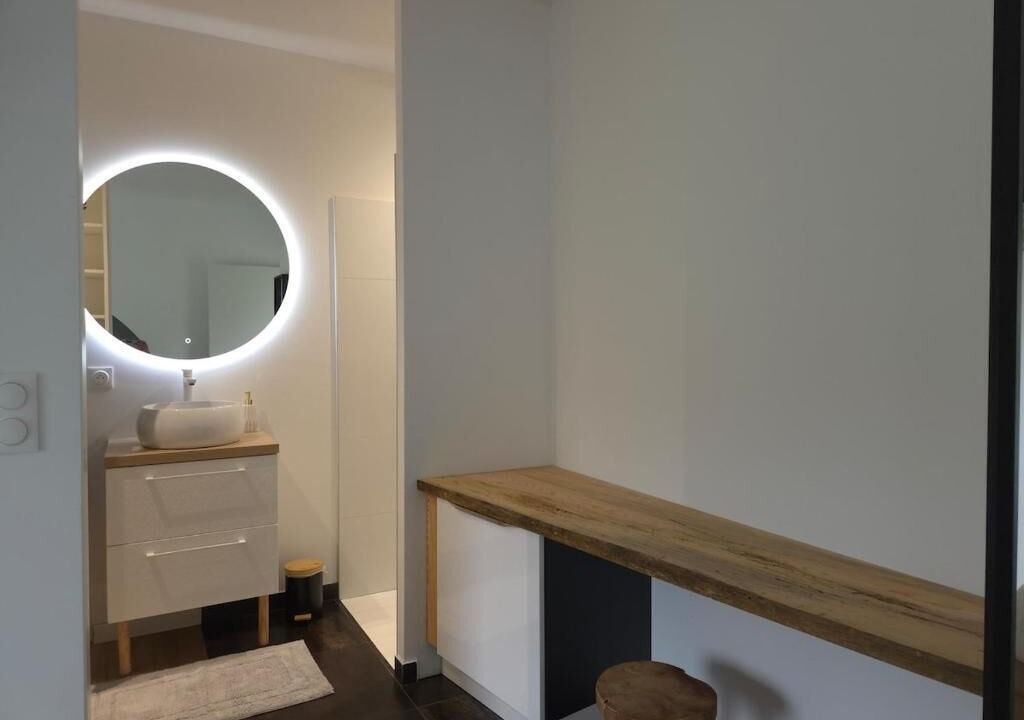Photo of Bathroom in Frossay