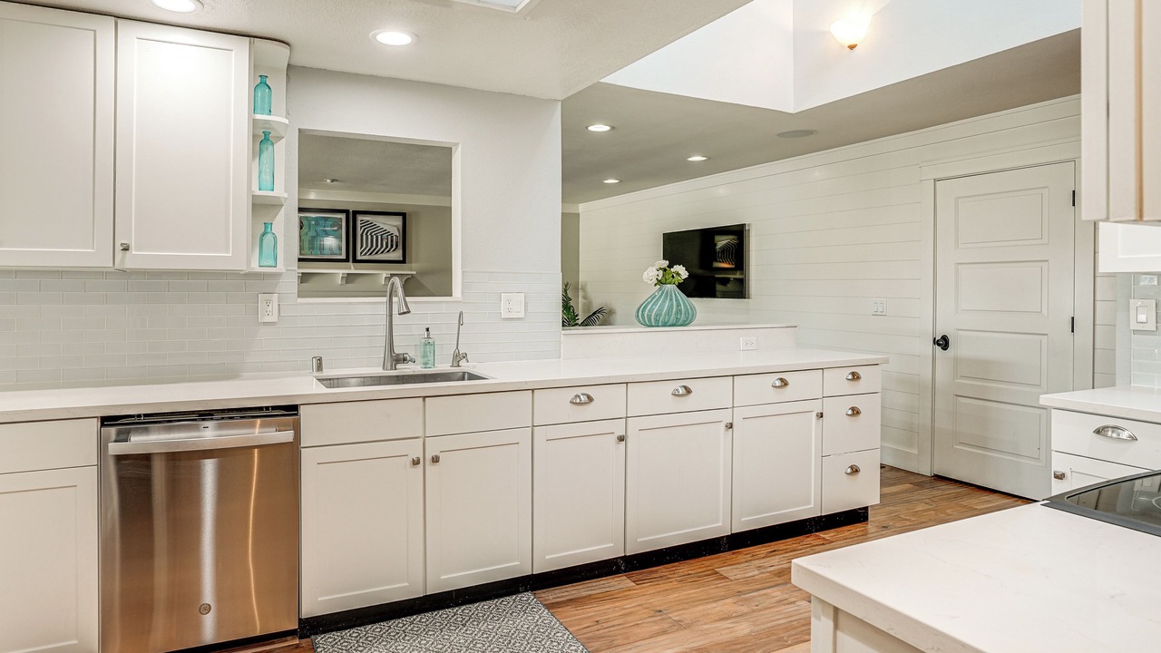 Photo of Kitchen in Discovery Bay