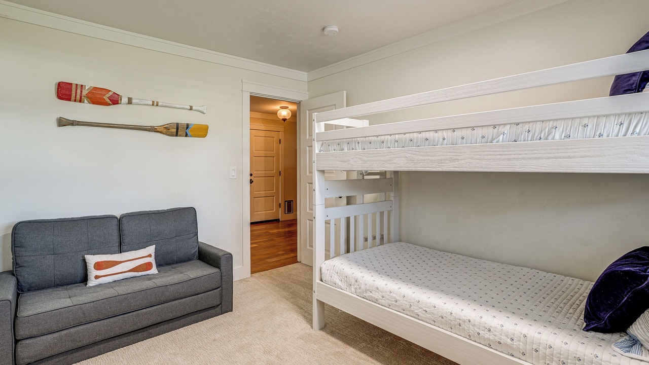 Photo of Bedroom in Discovery Bay
