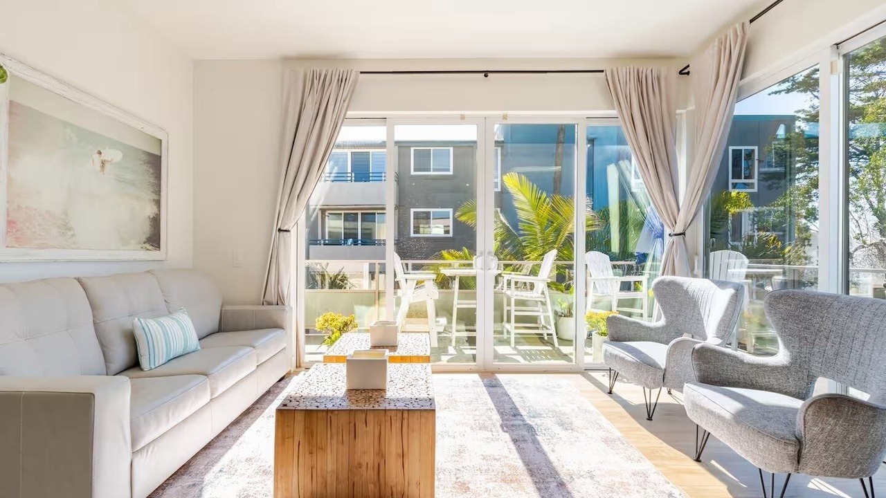 Photo of Livingroom in South Mission Beach