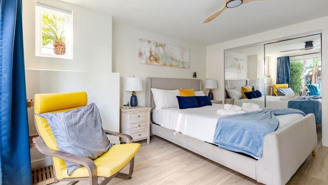 Photo of Bedroom in South Mission Beach