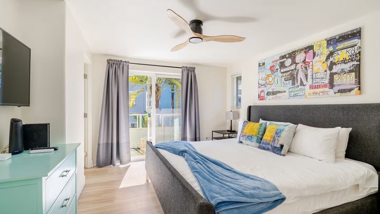 Photo of Bedroom in South Mission Beach