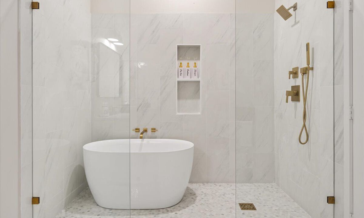 Photo of Bathroom in Cedar Crest