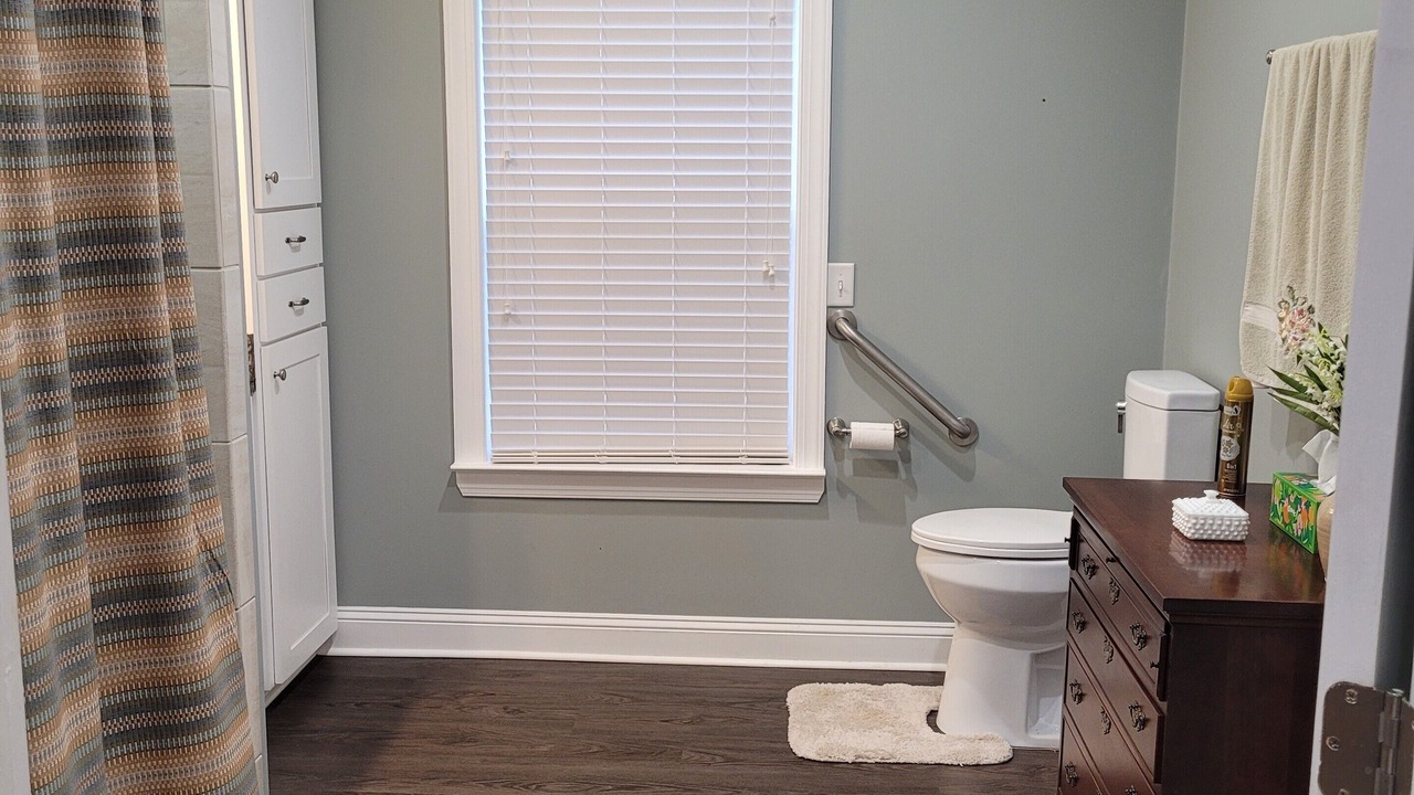 Photo of Bathroom in Jesup