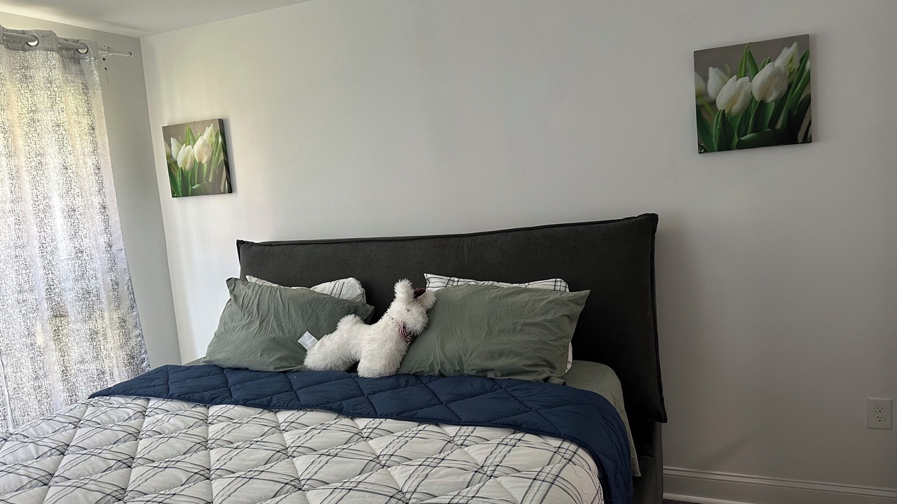 Photo of Bedroom in Aspen Hill