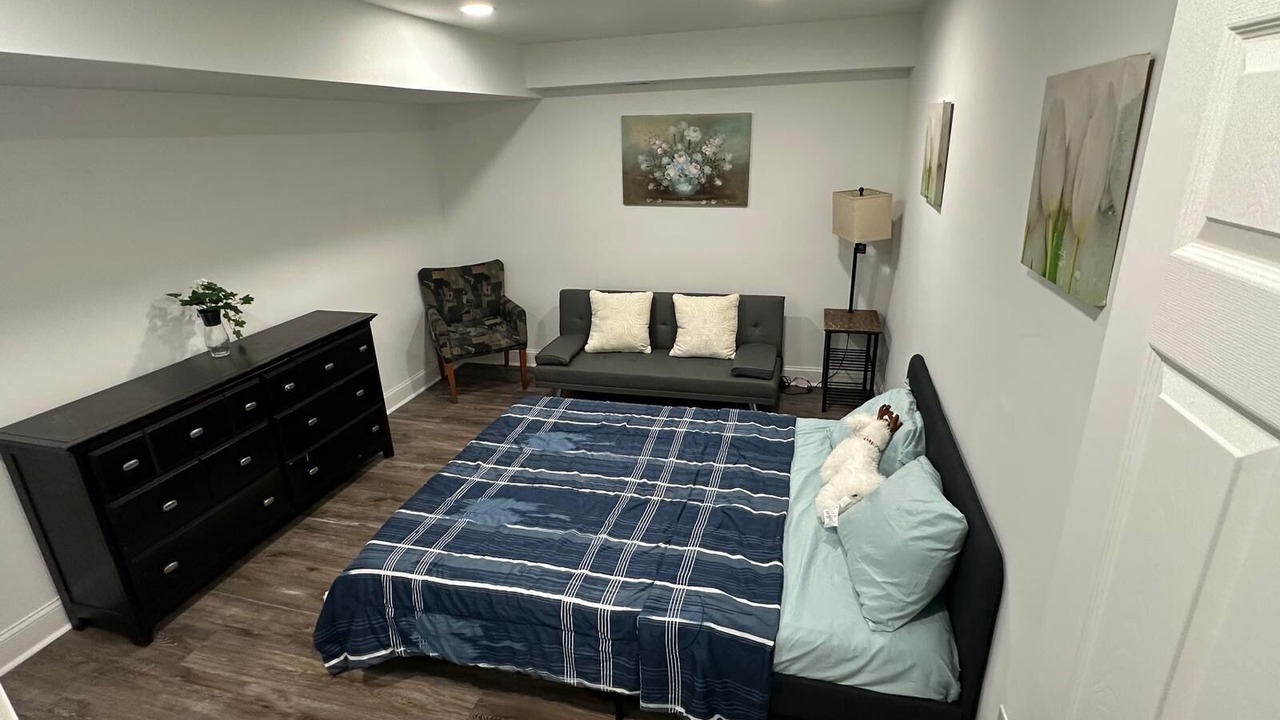 Photo of Bedroom in Aspen Hill